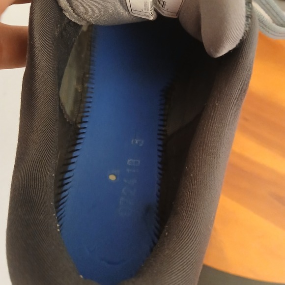 Brooks Ghost 11 Men's Running Shoes Gray Size 9.5 Medium D Sneakers 1102881D003 - Picture 7 of 10